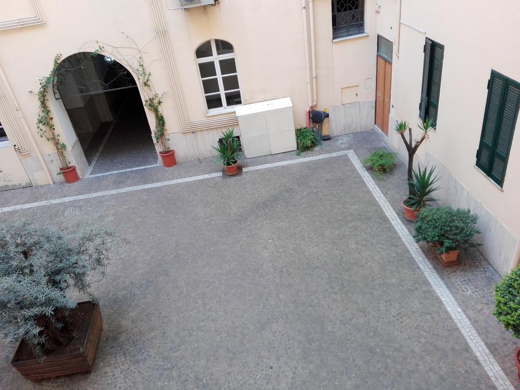Laterano White Home - Colosseo Rzym Zewnętrze zdjęcie